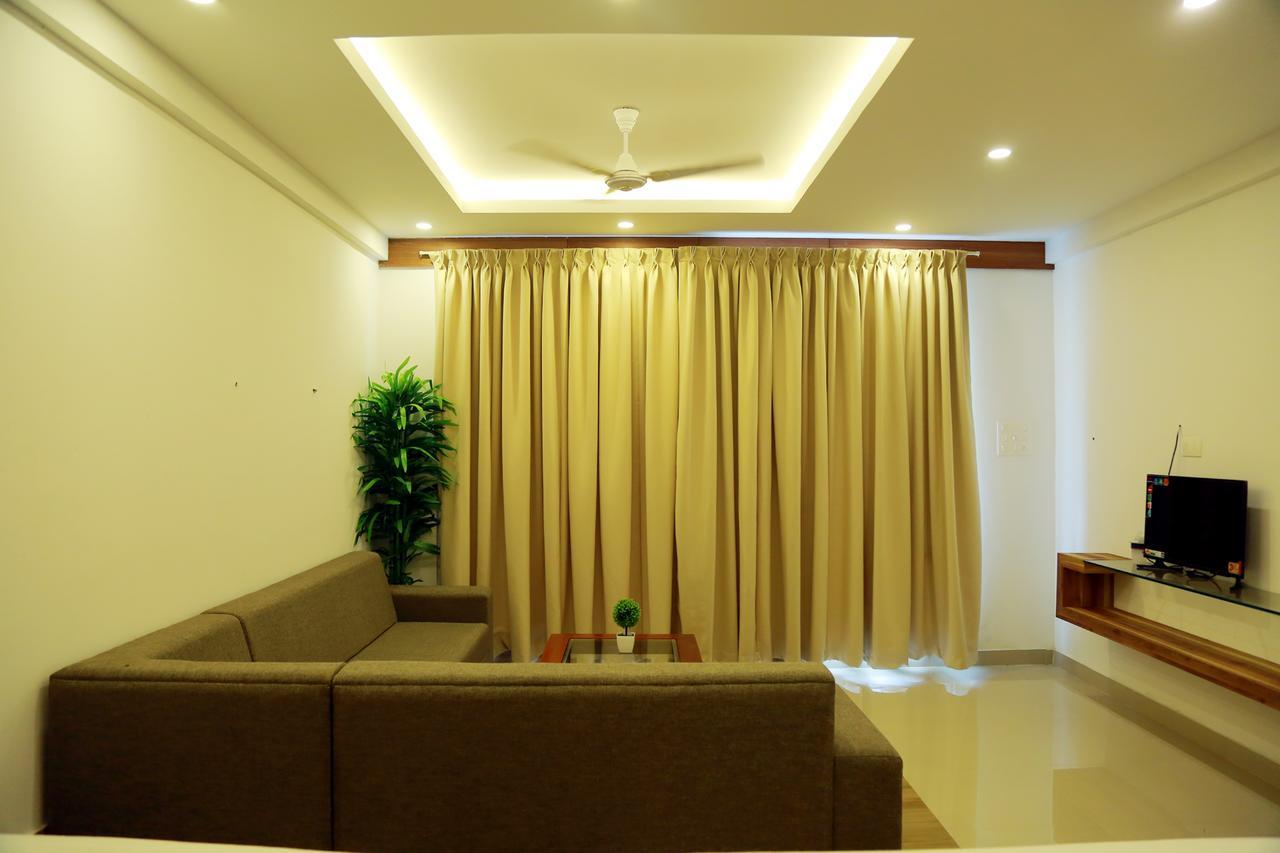 Athirapilly River Resort Athirappilly Exterior foto