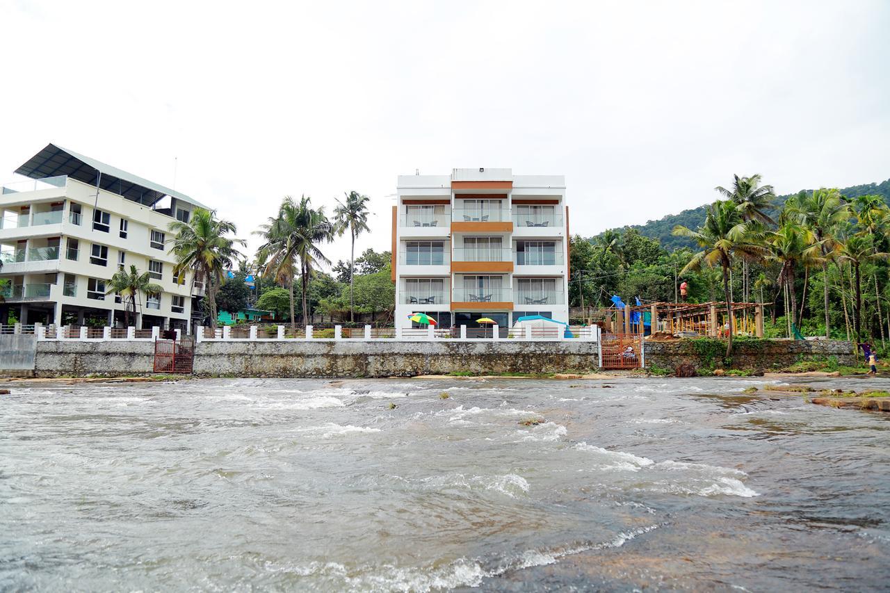 Athirapilly River Resort Athirappilly Exterior foto